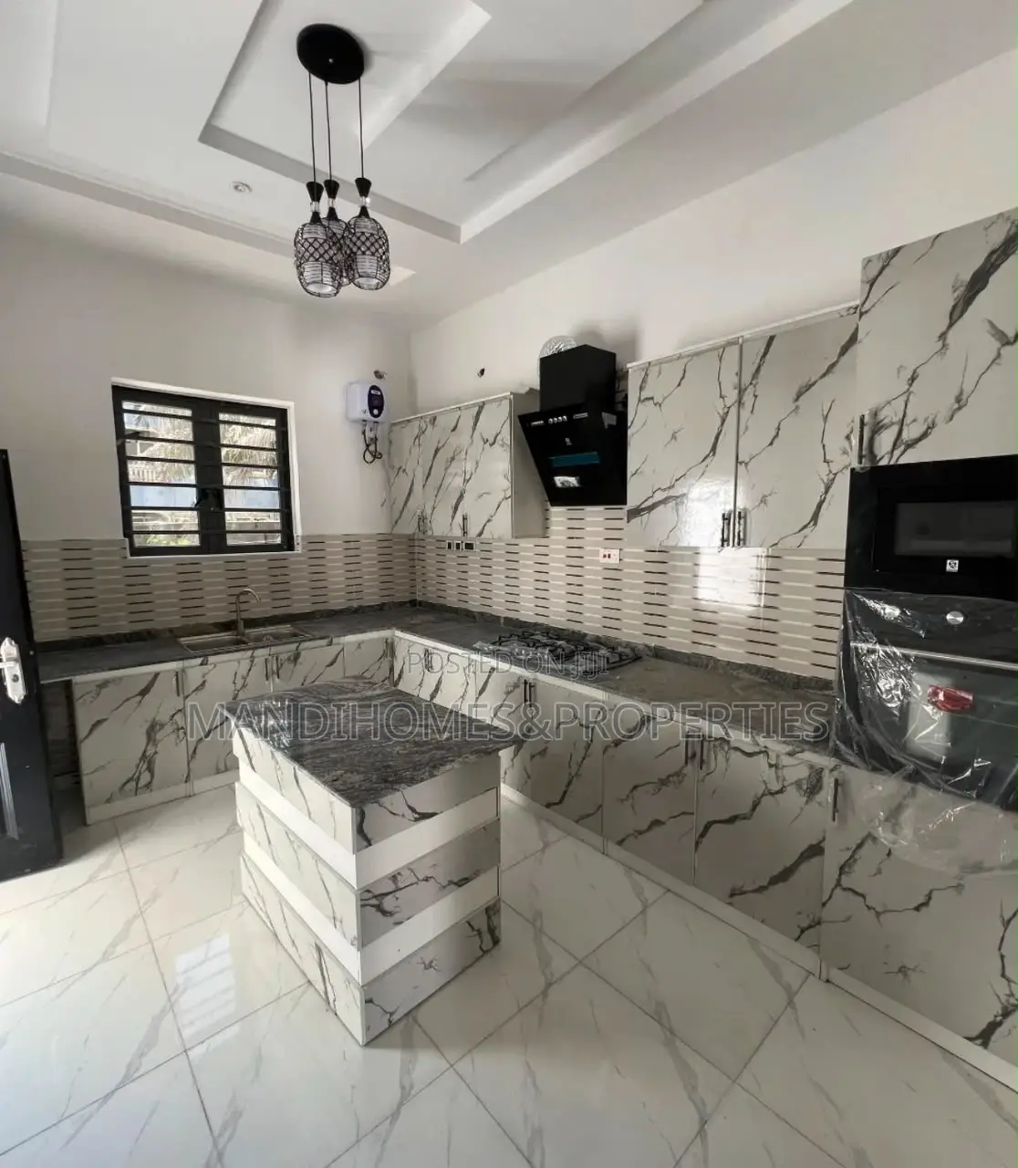 4bdrm Townhouse/Terrace in Ajah for sale