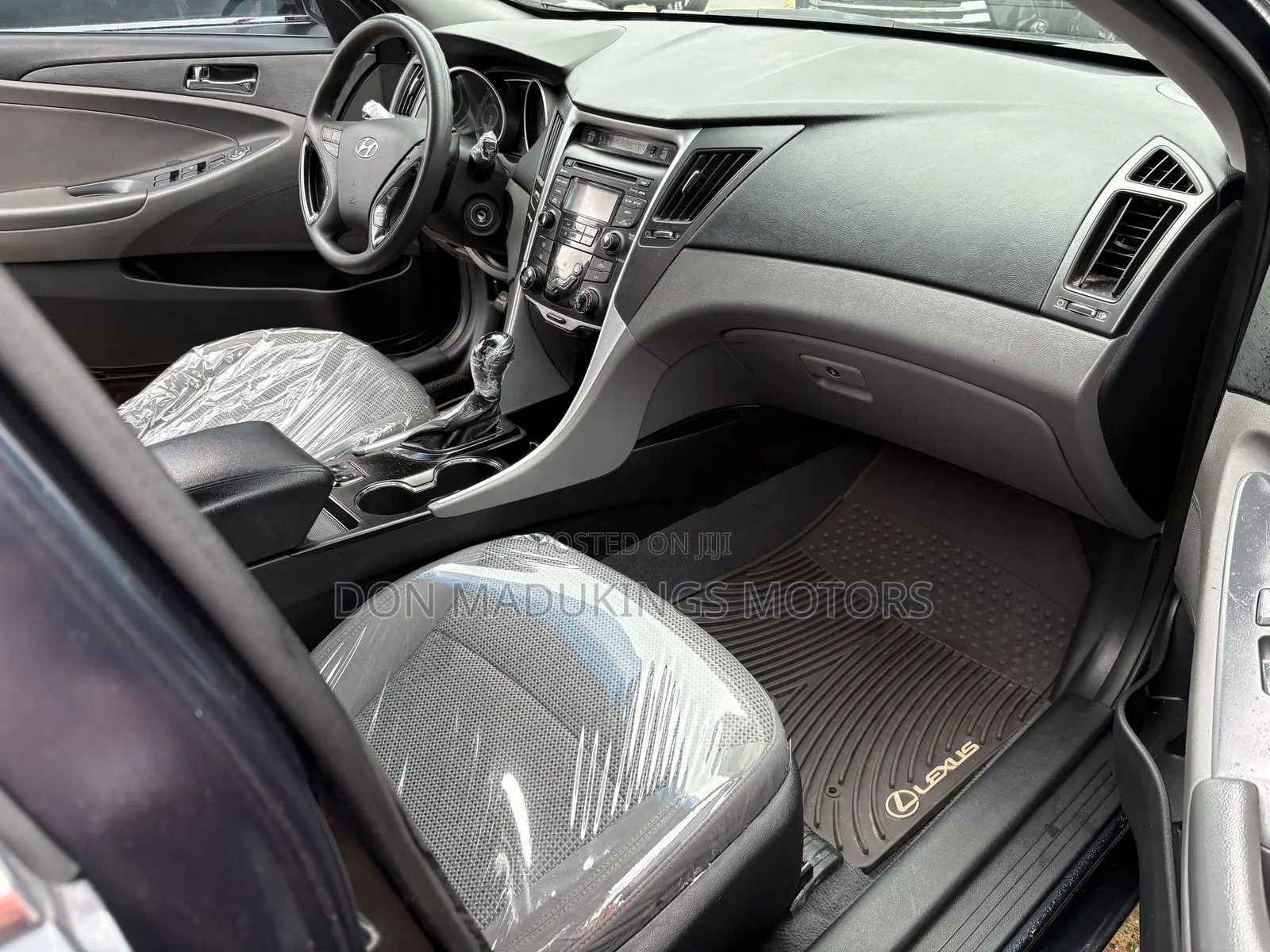 Hyundai Sonata Limited 2.0T Sedan (2.0L 4cyl 6A) 2013 Black
