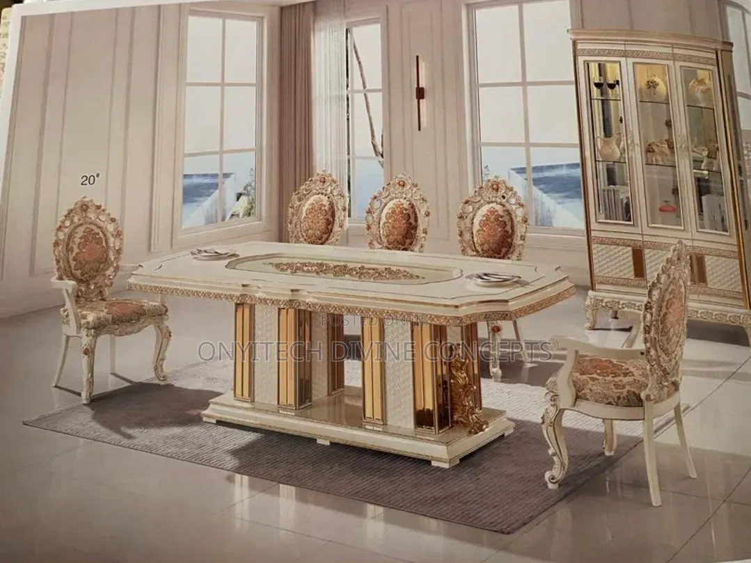 Royal Dining Set 8 Seaters