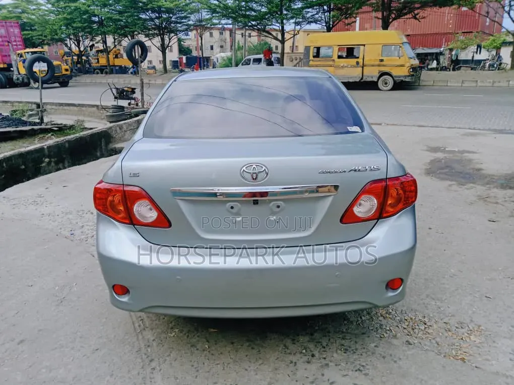 Toyota Corolla 2009 Green