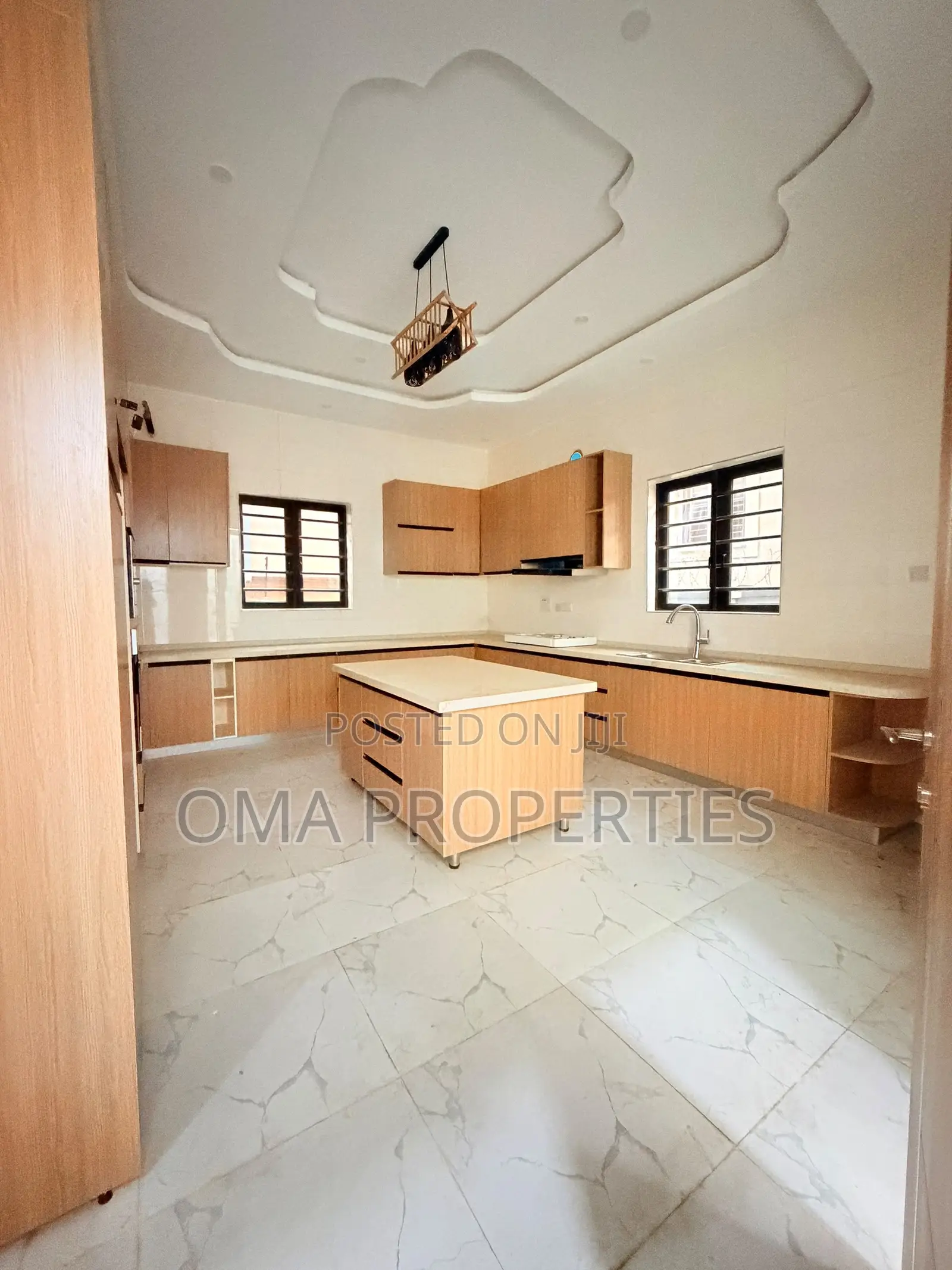 Furnished 5bdrm House in Magodo for sale