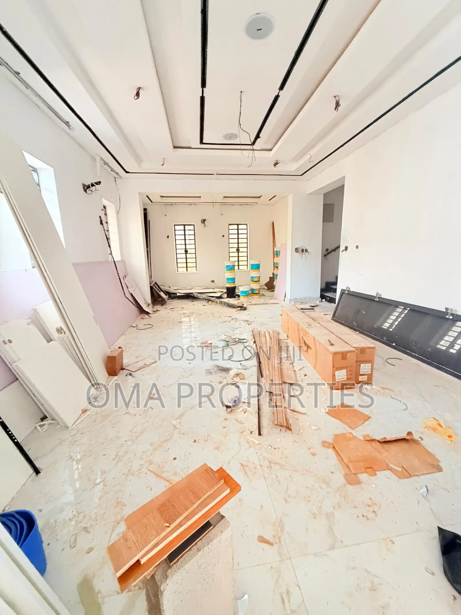 Furnished 5bdrm House in Magodo for sale