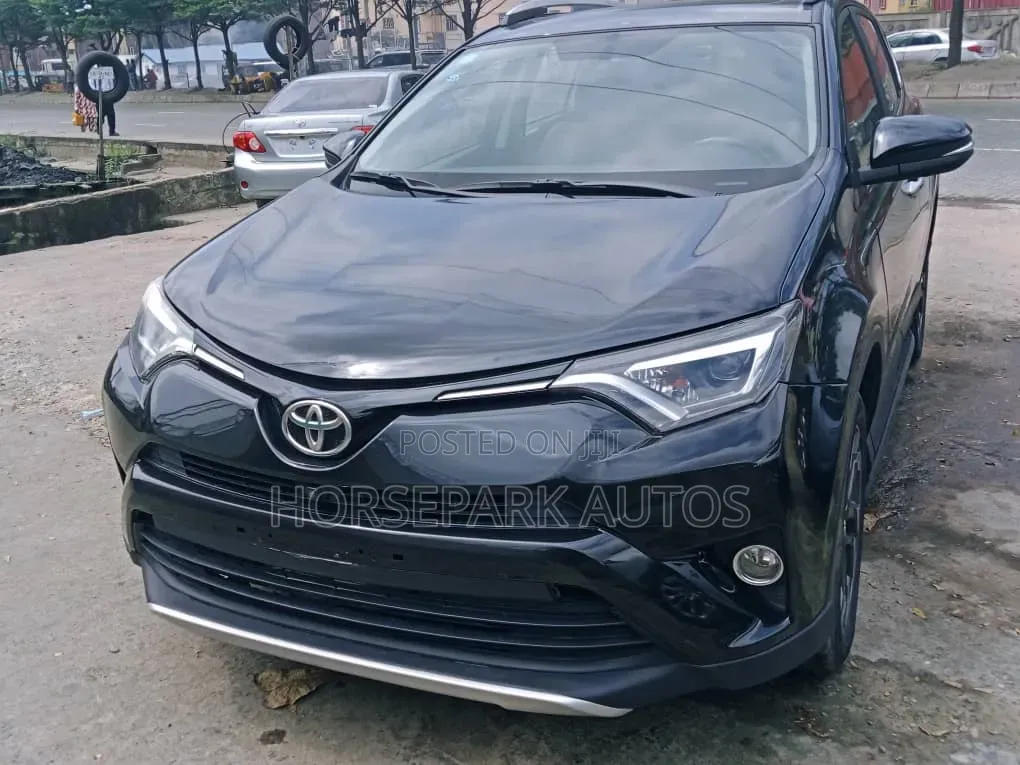 Toyota RAV4 2017 Black