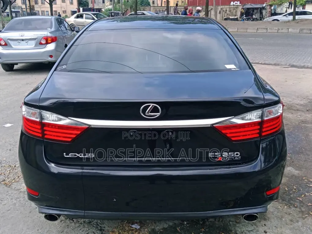 Lexus ES 2014 Black