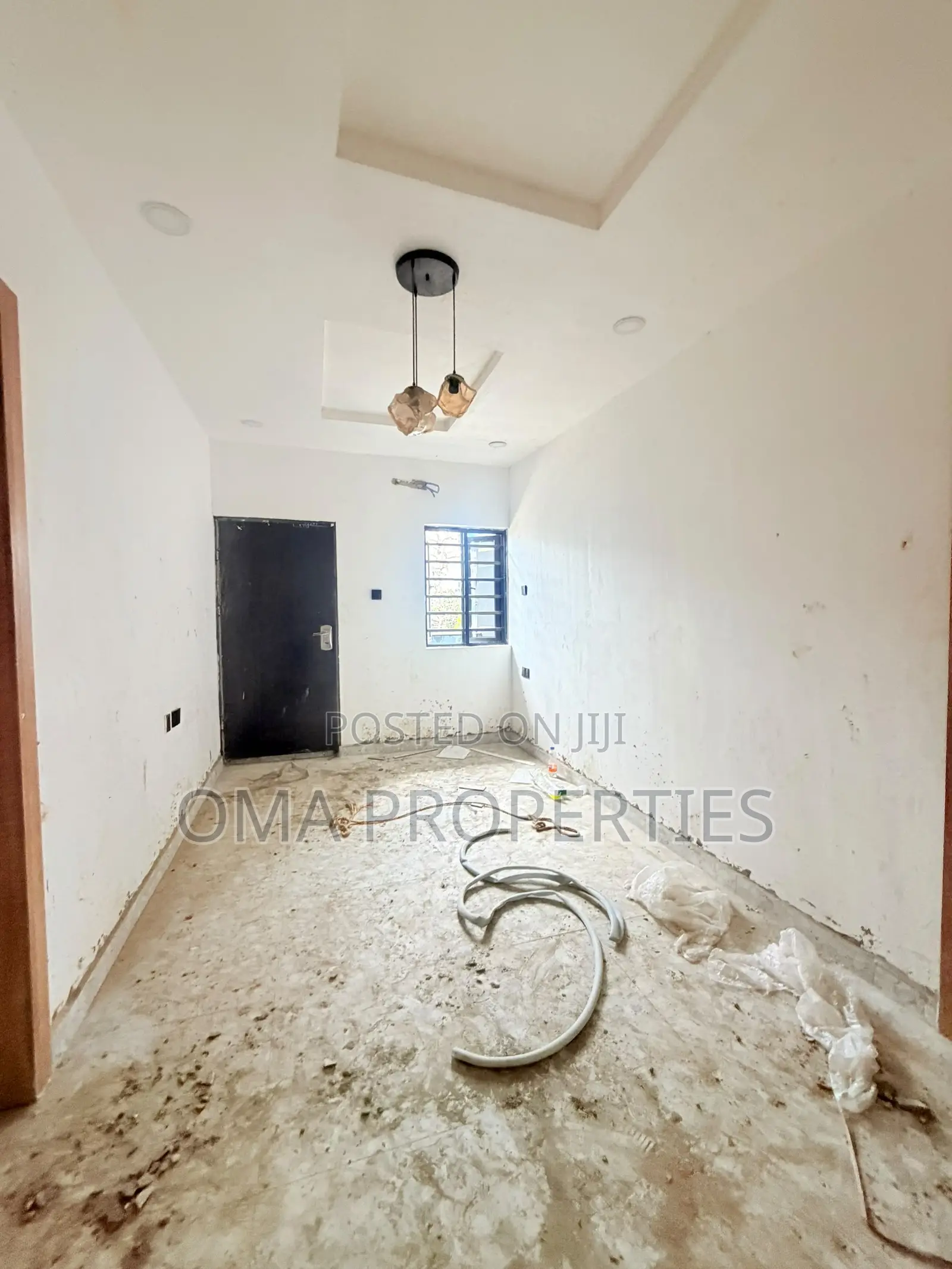 Furnished 4bdrm House in Ilupeju for sale