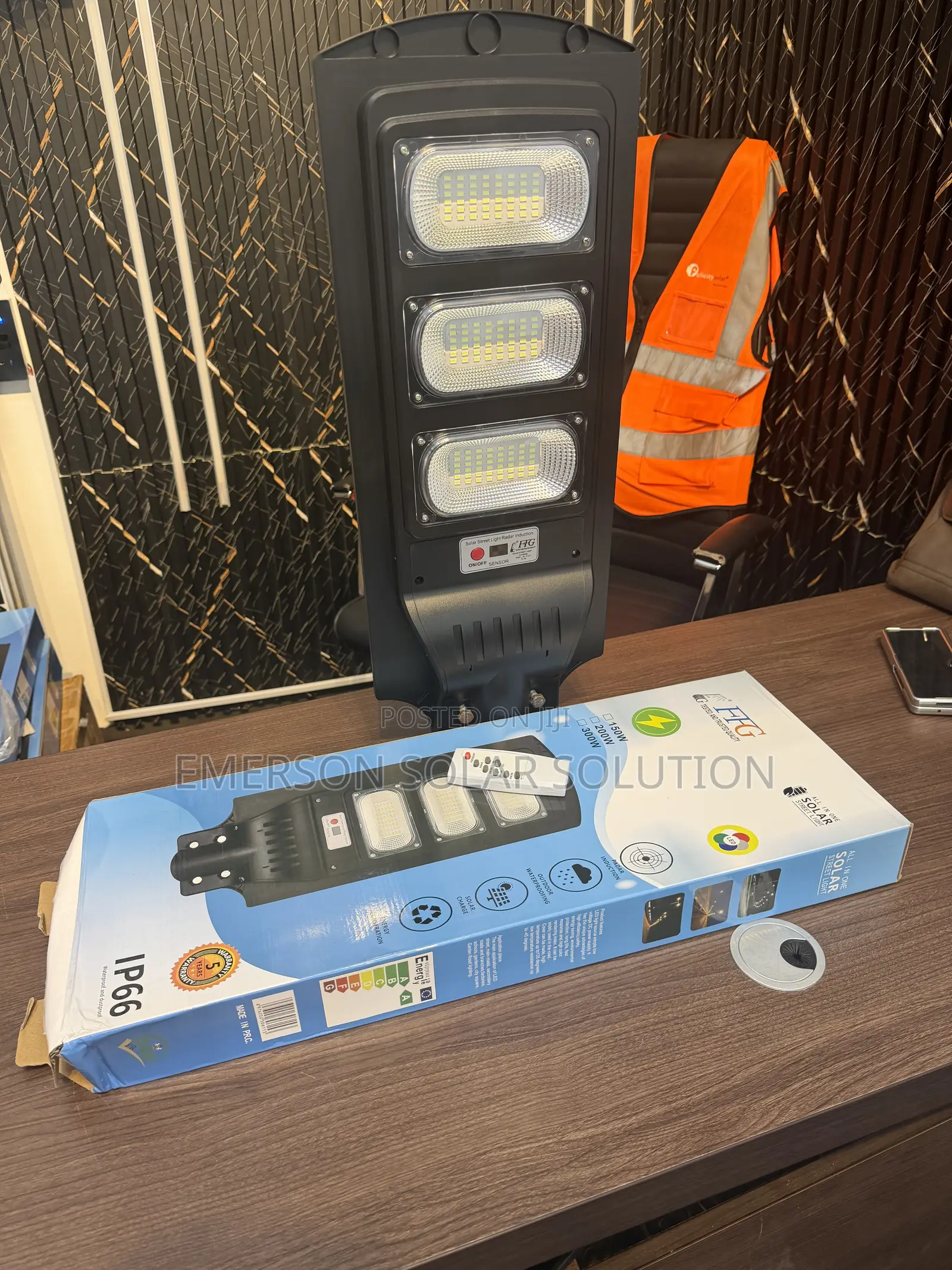 300w FFG Solar Street Light