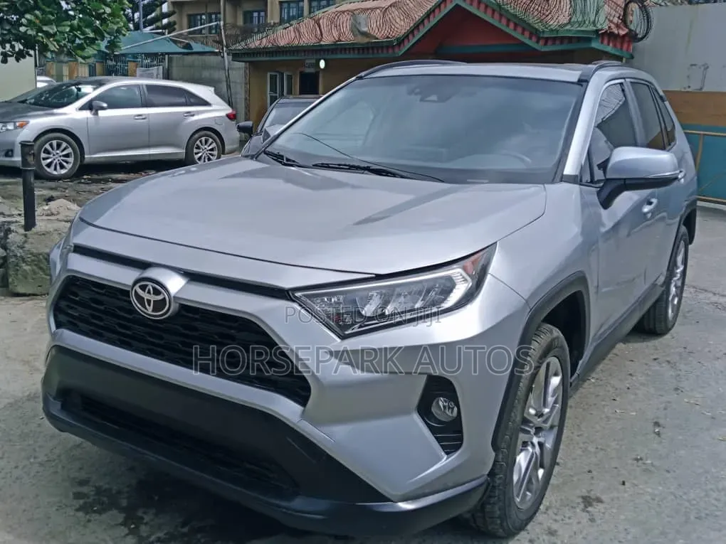 Toyota RAV4 2020 Silver