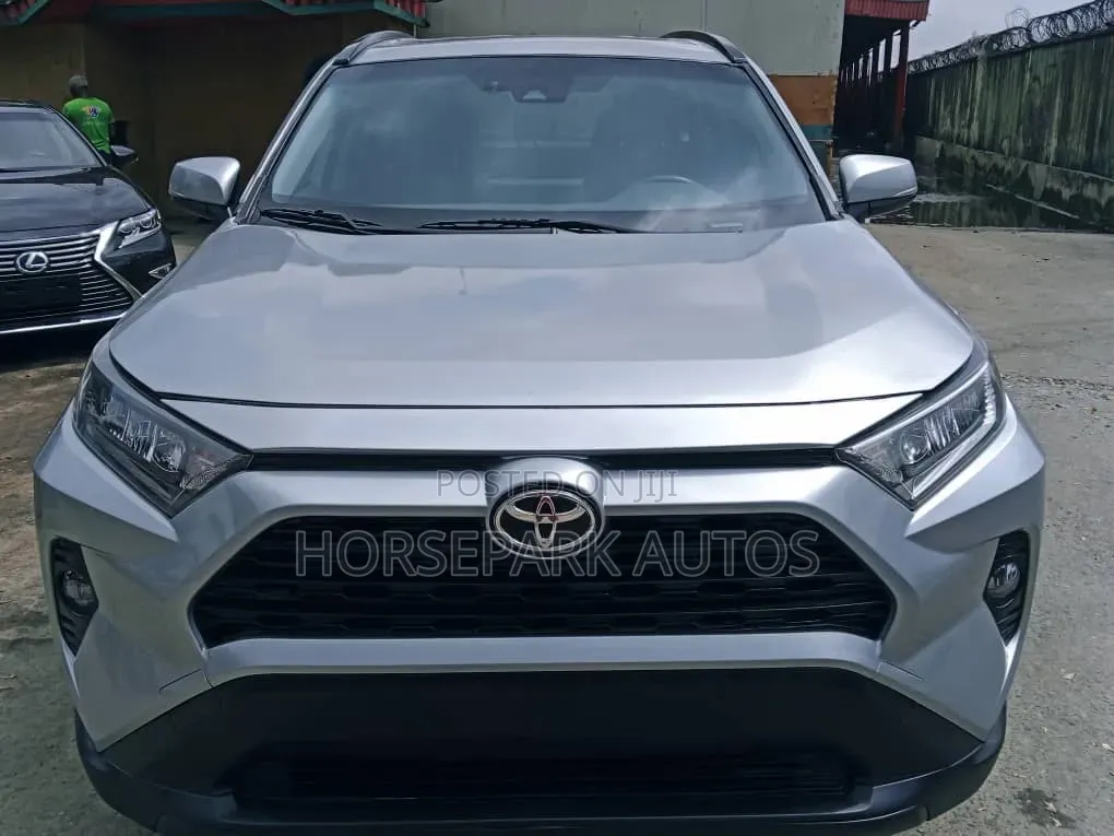 Toyota RAV4 2020 Silver