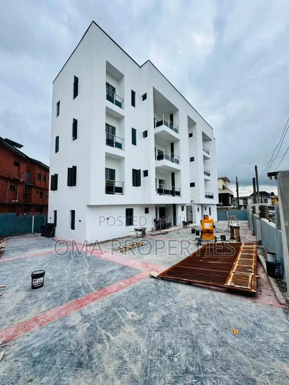 Furnished 3bdrm House in Gbagada for sale