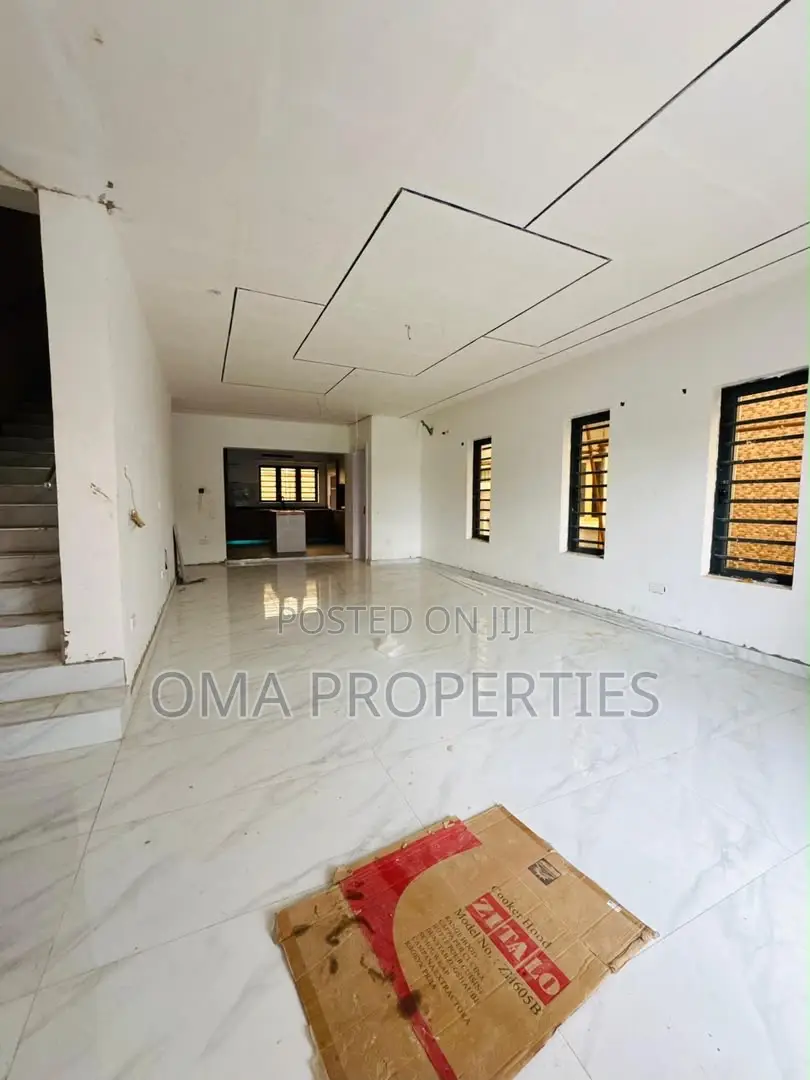 Furnished 4bdrm House in Ogudu for sale