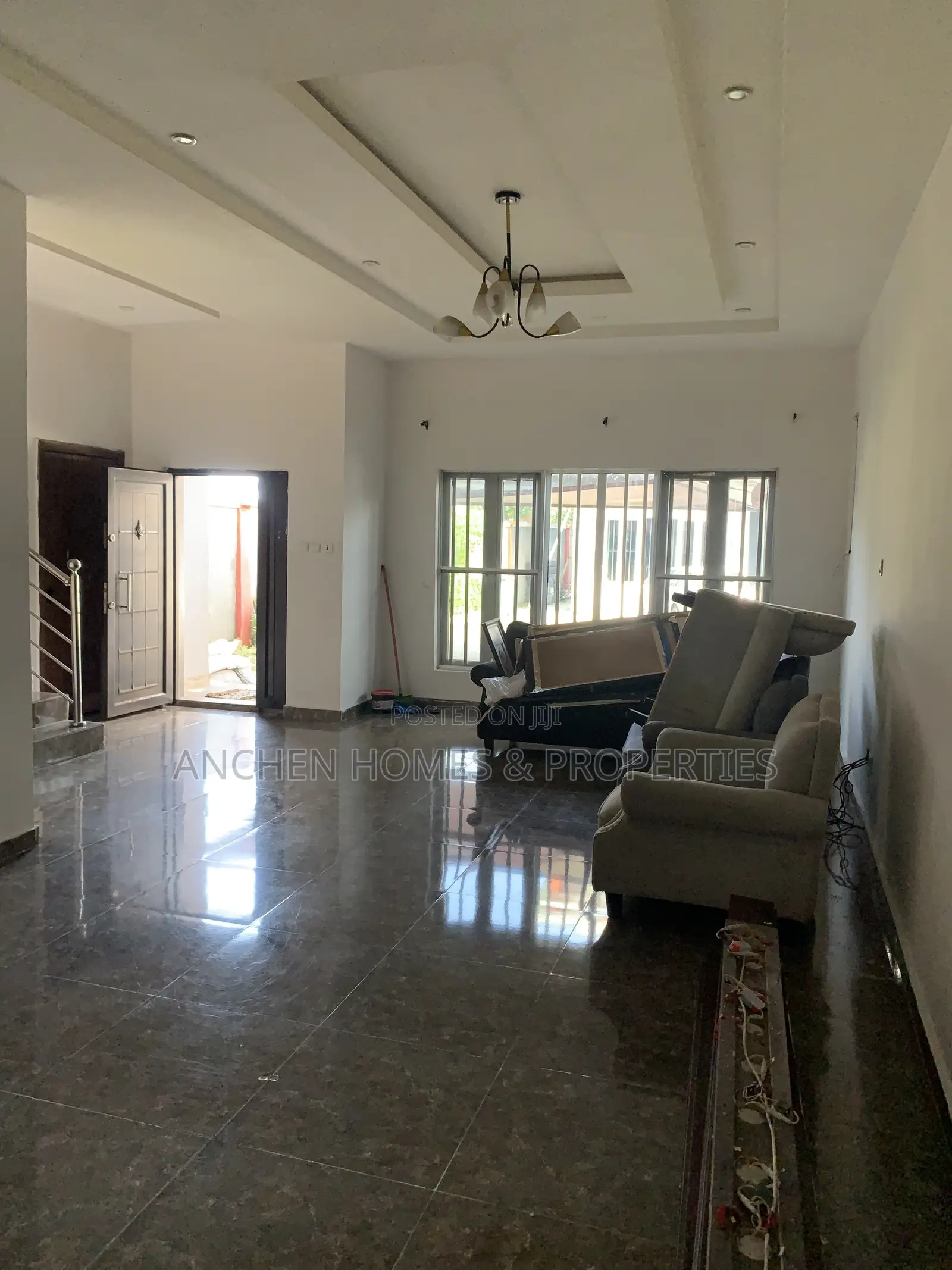 4bdrm Townhouse / Terrace in Zero Flooding Estate for rent