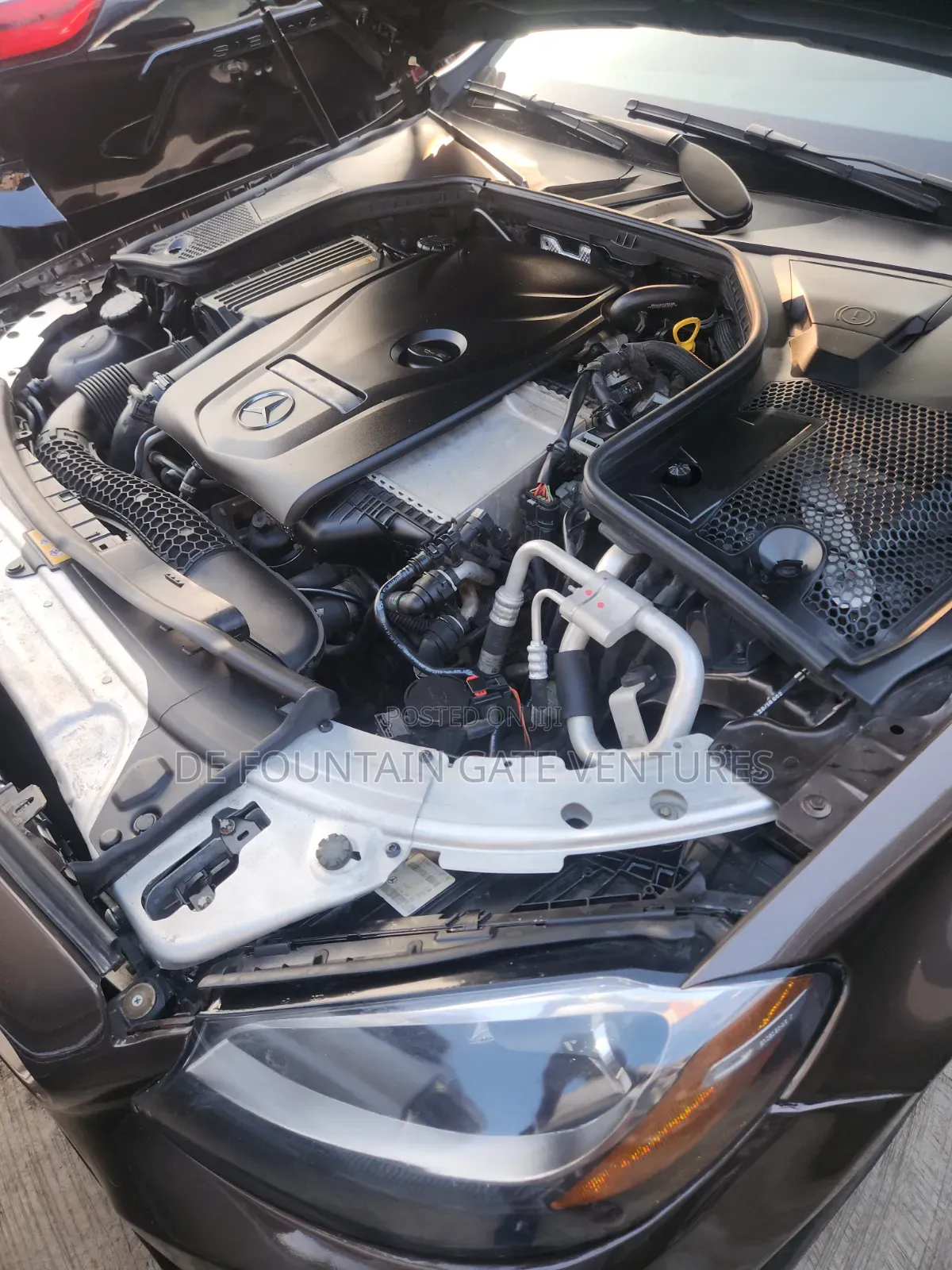 Mercedes-Benz C300 2016 Brown