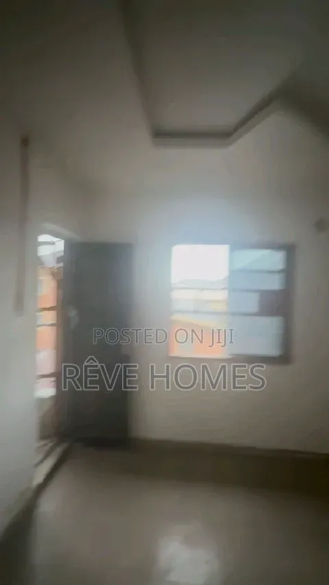 Studio Apartment in Shomolu / Shomolu for rent