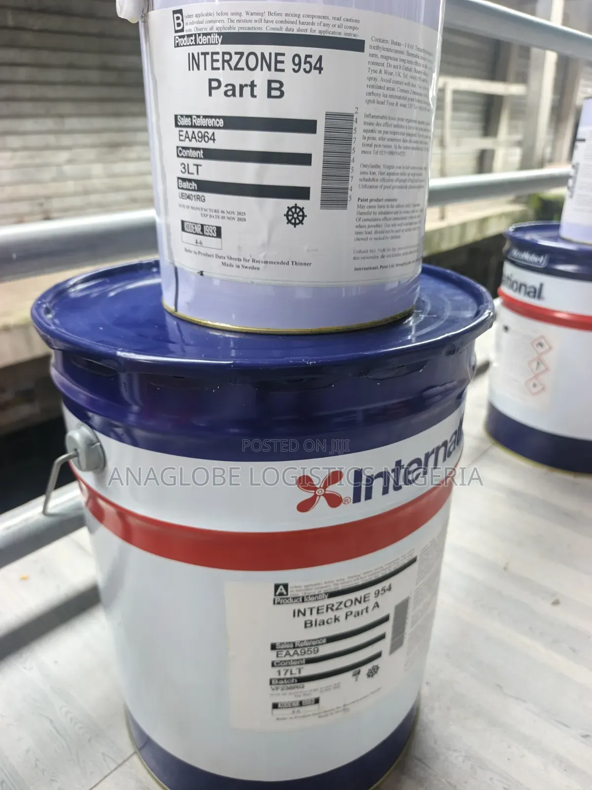 International Interzone 954 a B Marine Paint