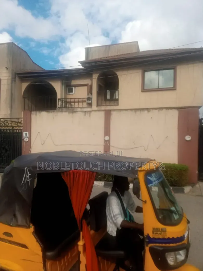 7bdrm Duplex in Ajao Estate By for sale