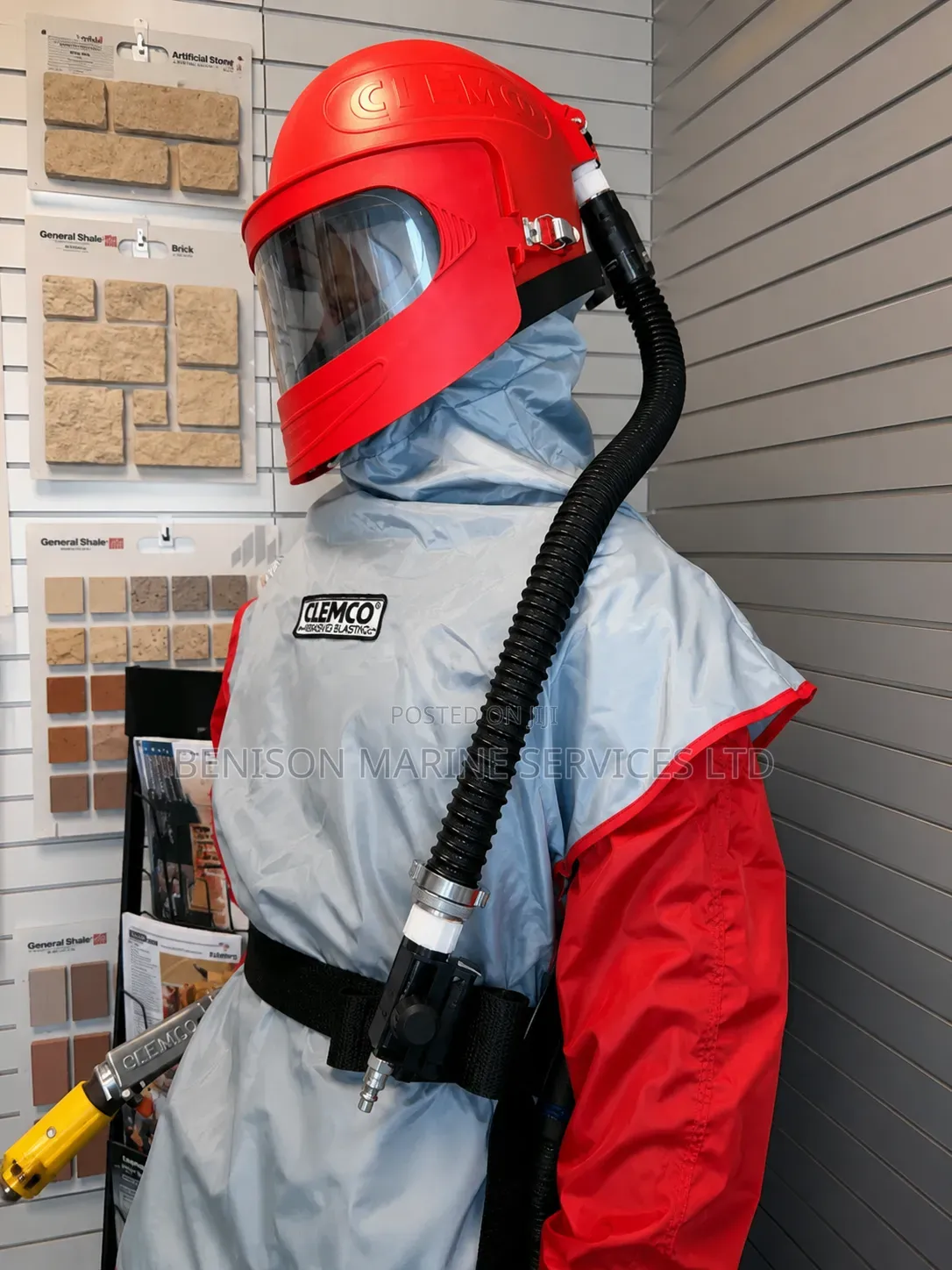 Clemco Sandblasting Hood