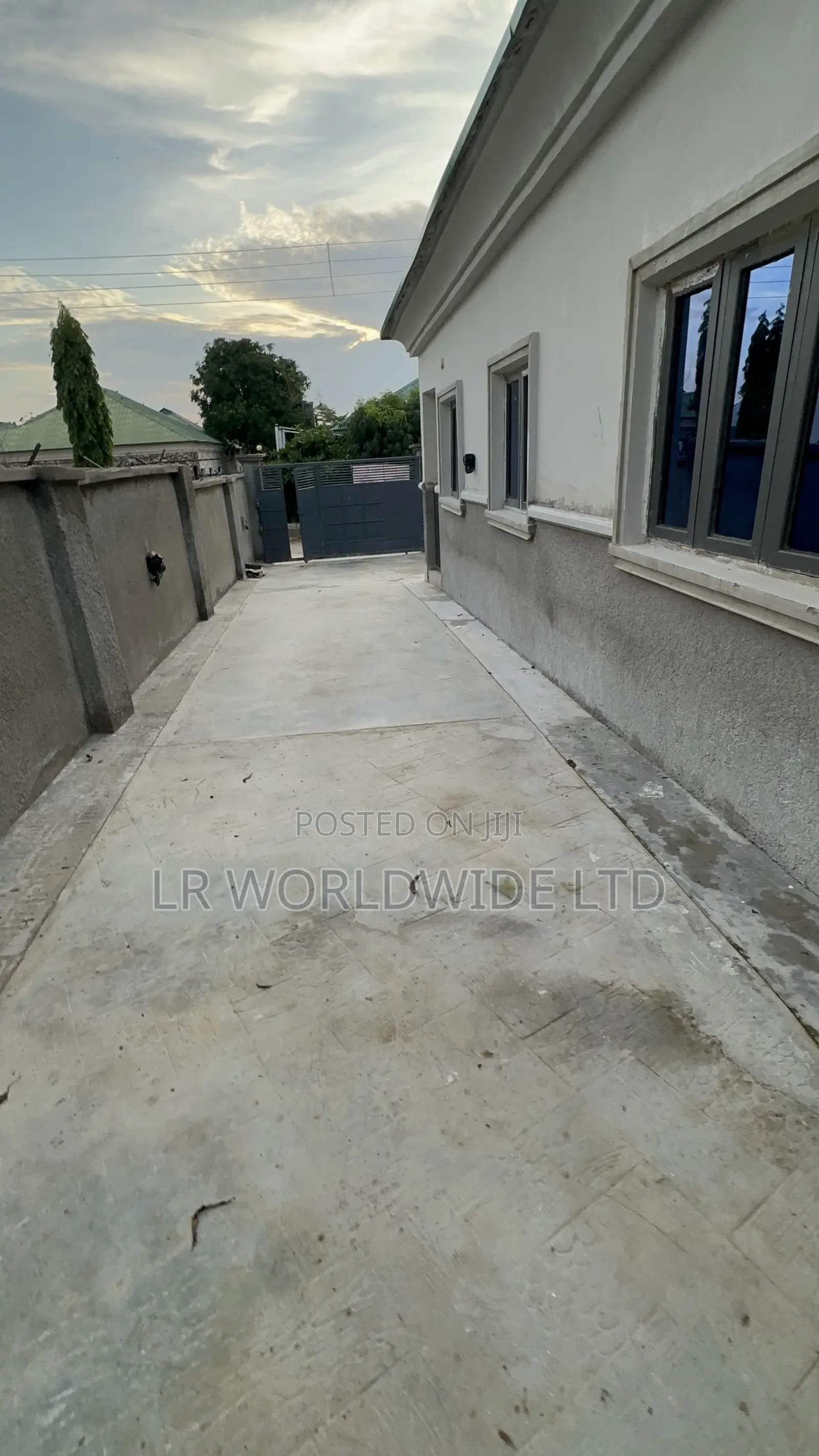 3bdrm Bungalow in Jedo, Lugbe District for sale