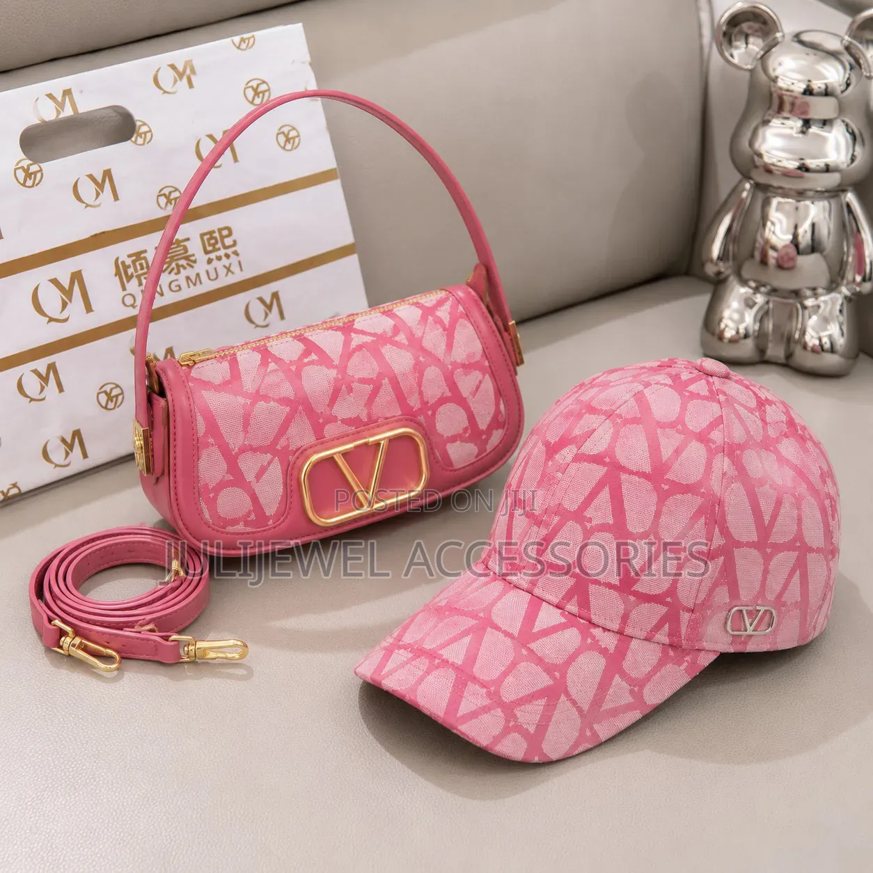 Leather Quality Bag With Face Cap for Classic Ladies Gift Your Woman