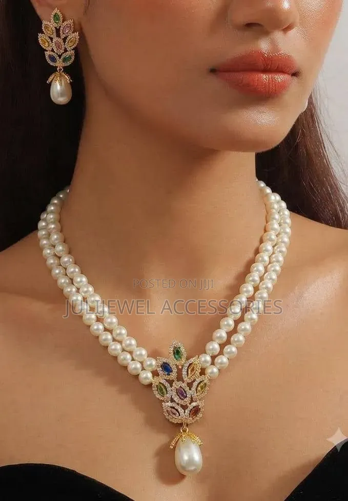 Cubic Zirconia Double Layer Pearl Necklace and Earrings Quality (CZ)