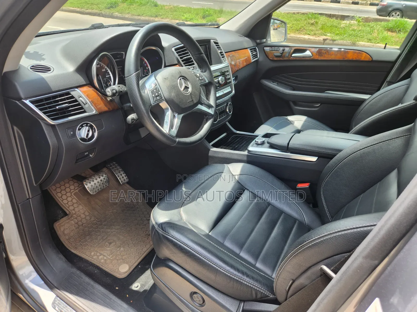 Mercedes-Benz M Class 2012 Silver