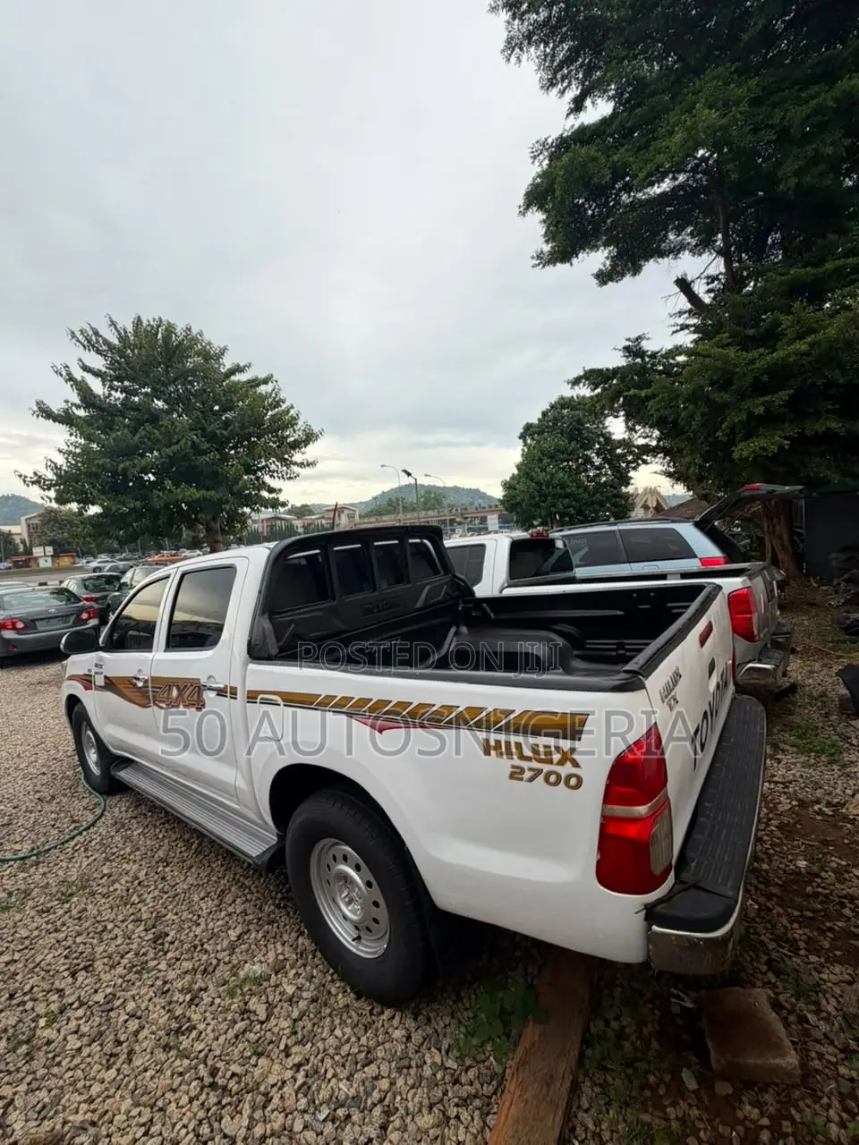 Toyota Hilux 2.7 VVT-i 4X4 SRX 2010 White