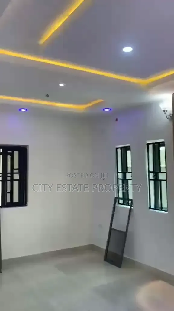 3bdrm Duplex in City Homes, Rumuduru for rent