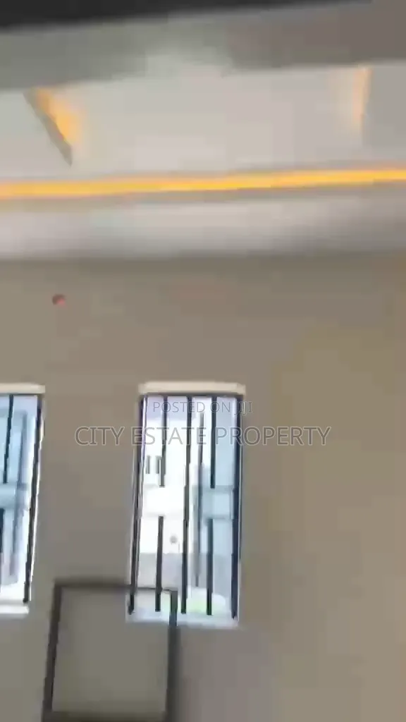 3bdrm Duplex in City Homes, Rumuduru for rent