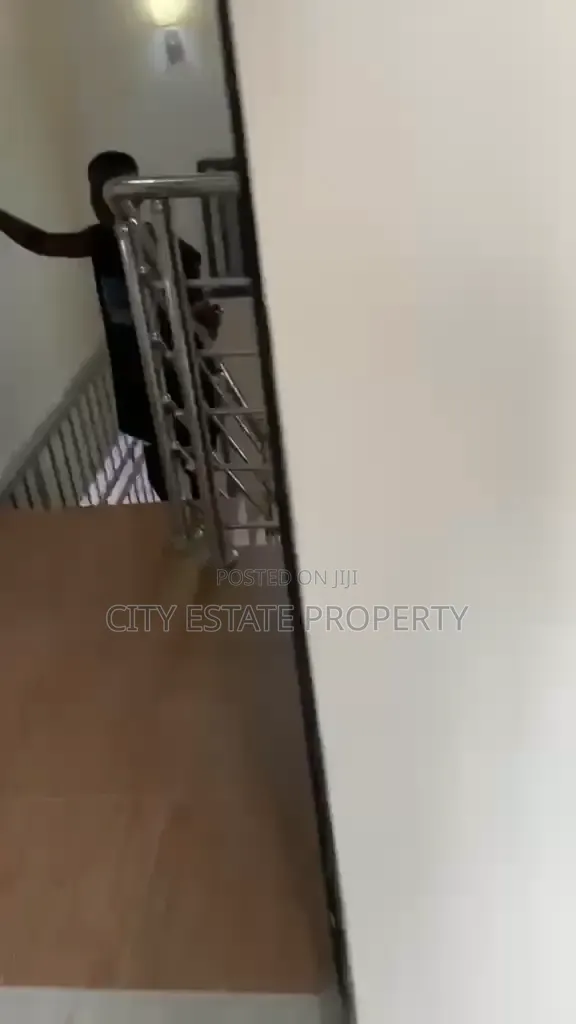 3bdrm Duplex in City Homes, Rumuduru for rent