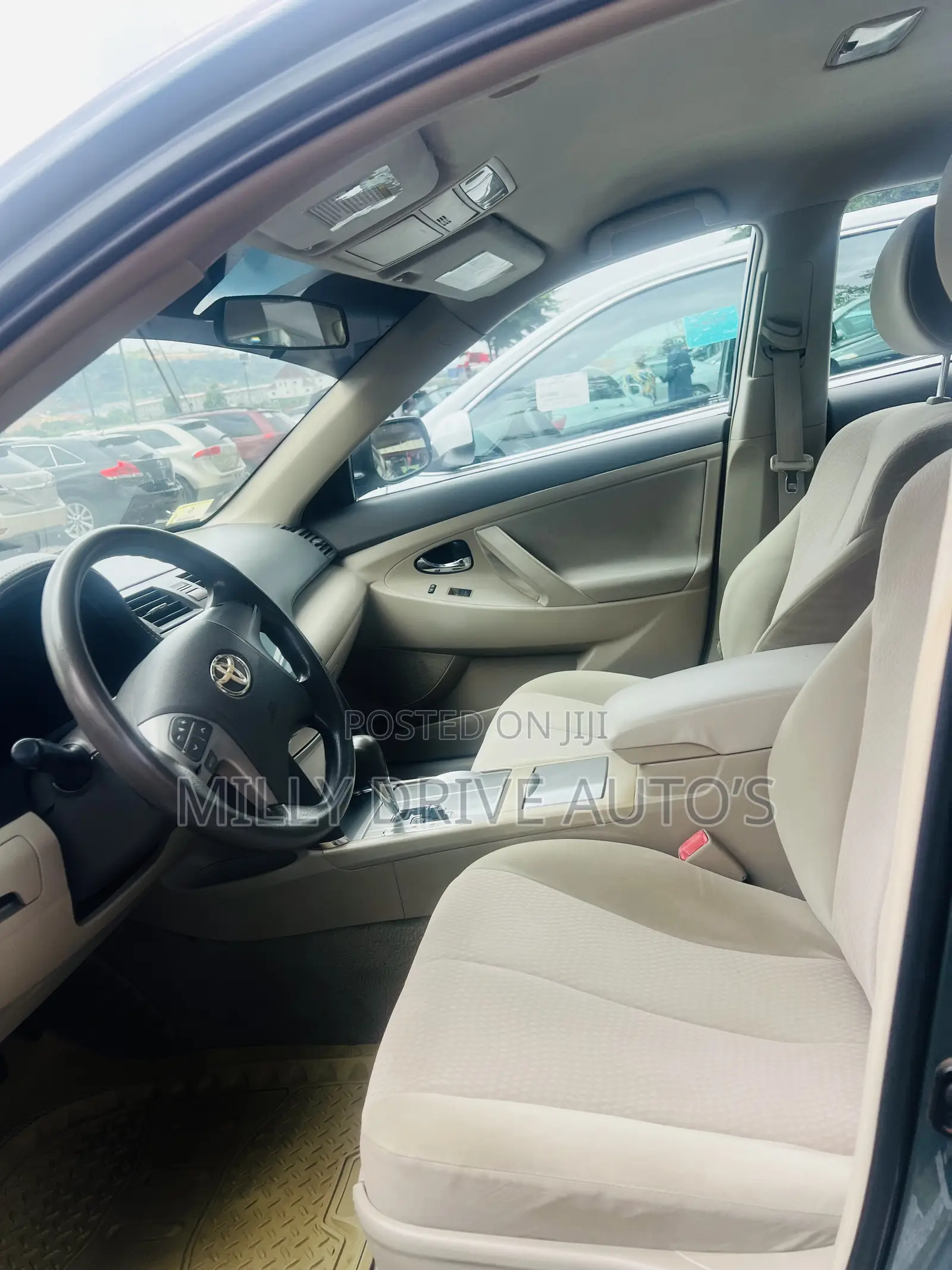 Toyota Camry LE 4dr Sedan (2.5L 4cyl 6AM) 2010 Green