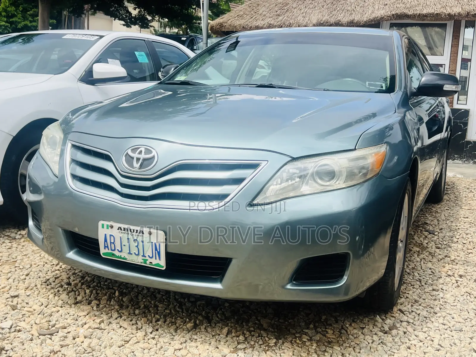 Toyota Camry LE 4dr Sedan (2.5L 4cyl 6AM) 2010 Green