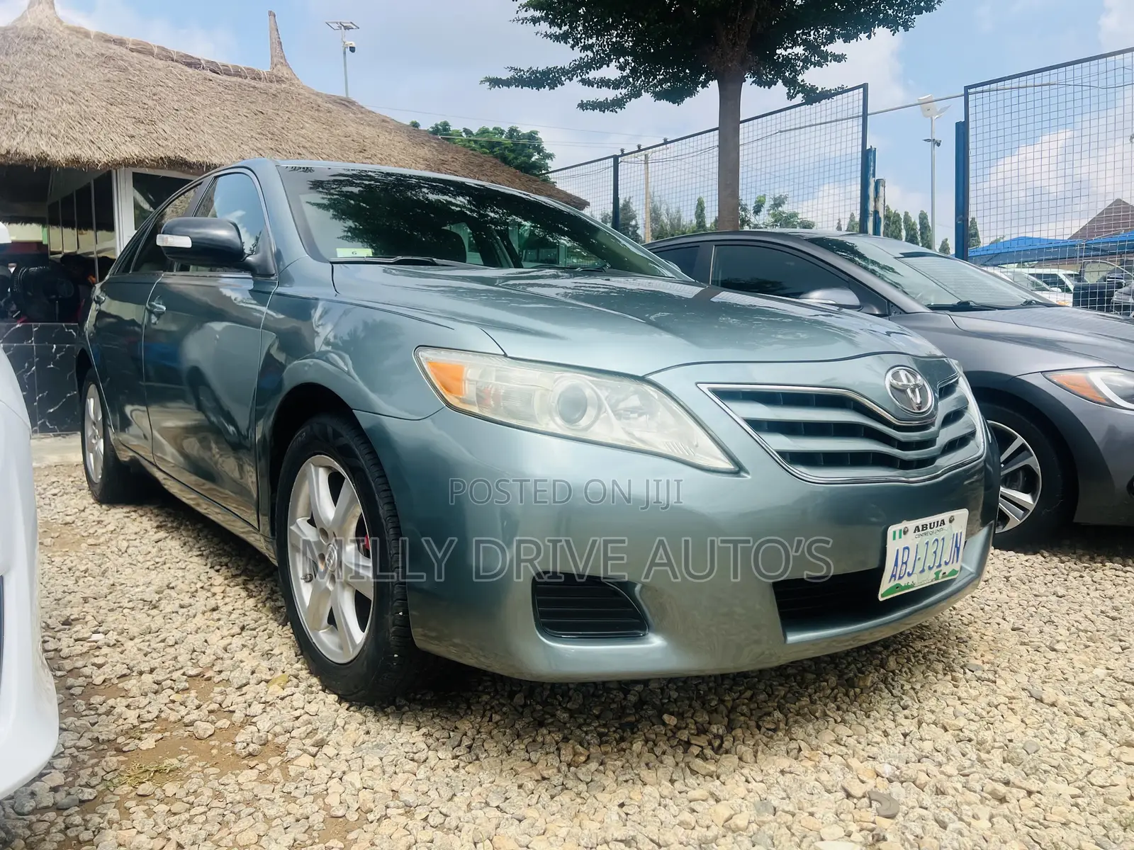 Toyota Camry LE 4dr Sedan (2.5L 4cyl 6AM) 2010 Green