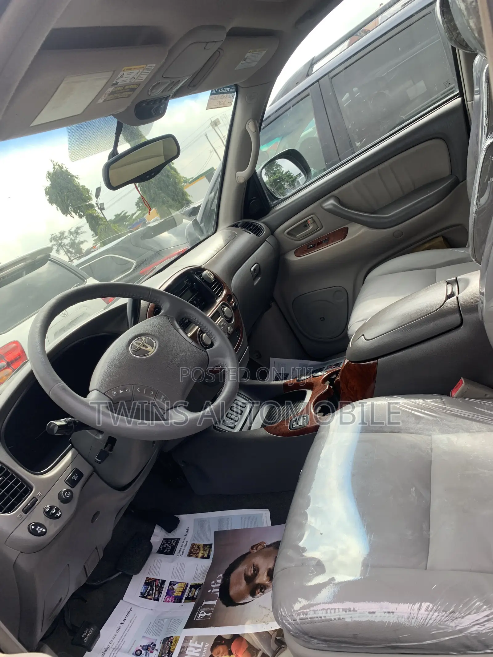 Toyota Sequoia Limited 4dr SUV 4WD (4.7L 8cyl 5A) 2007 Black