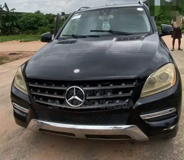 Mercedes-Benz M Class ML350 4MATIC 4dr SUV AWD (3.5L 6cyl 7A) 2014
