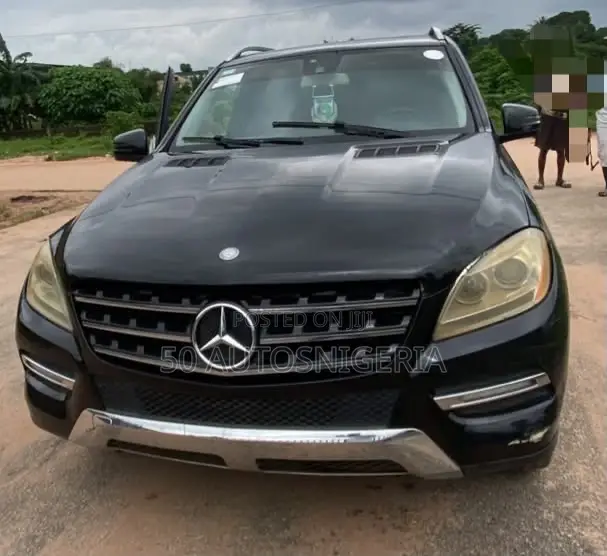 Mercedes-Benz M Class ML350 4MATIC 4dr SUV AWD (3.5L 6cyl 7A) 2014