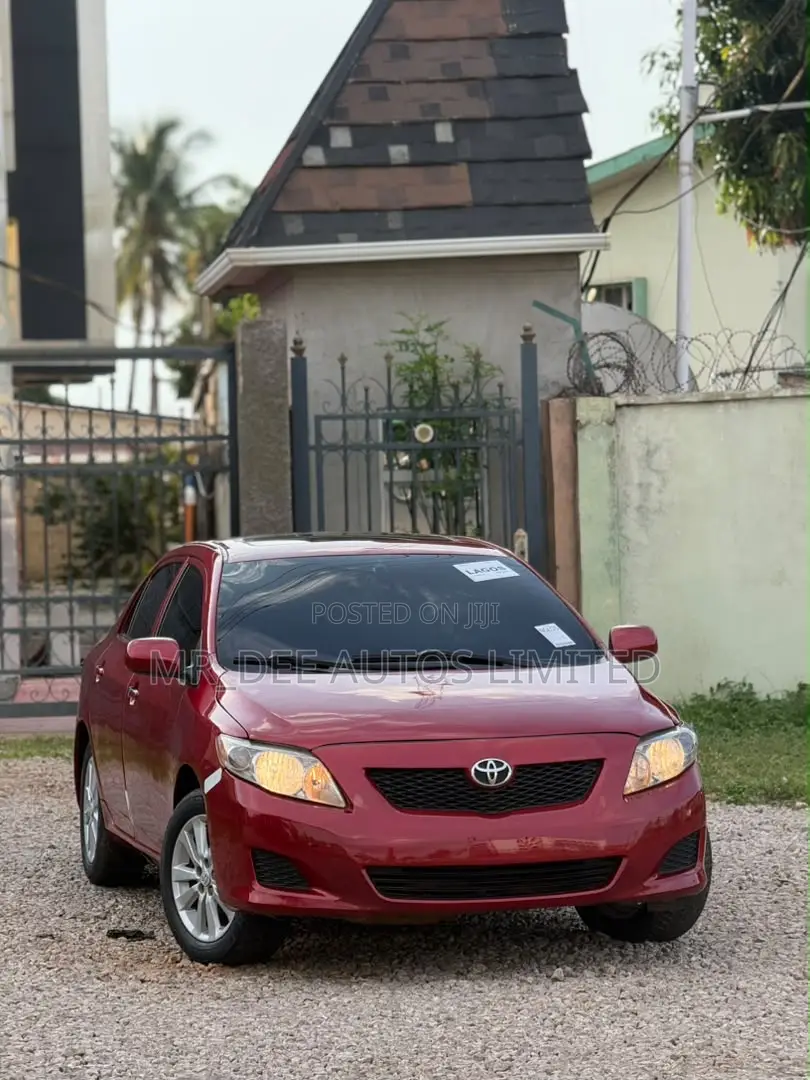 Toyota Corolla 2010 Red