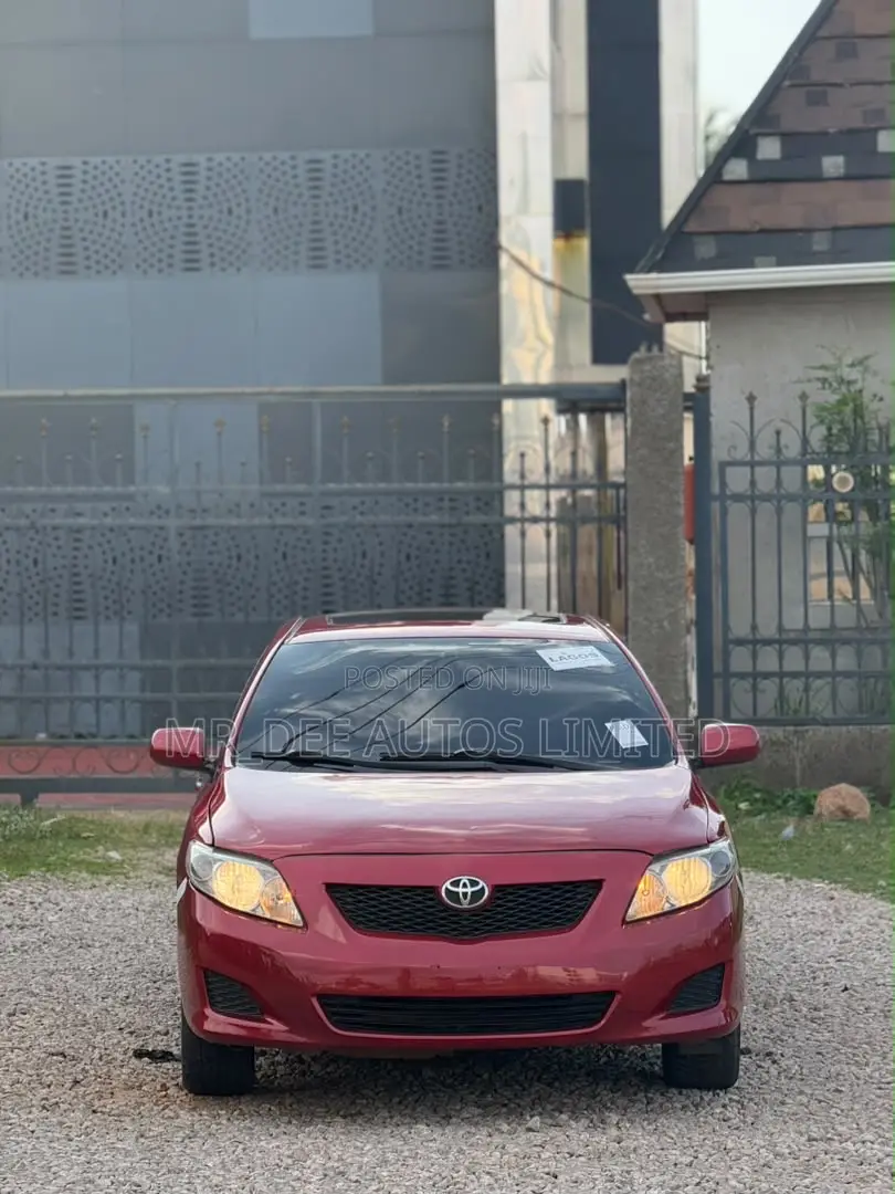 Toyota Corolla 2010 Red