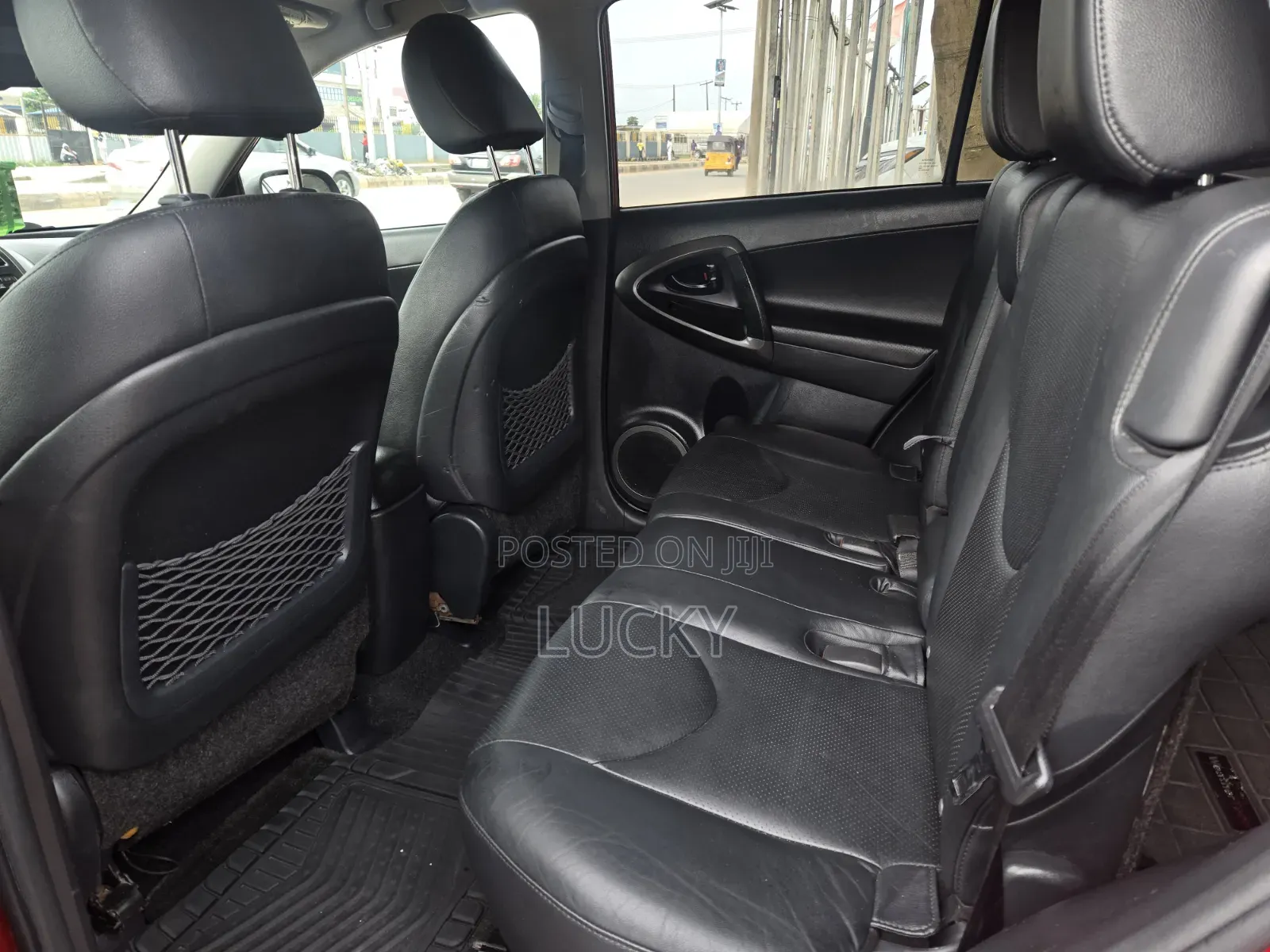 Toyota RAV4 2012 Red