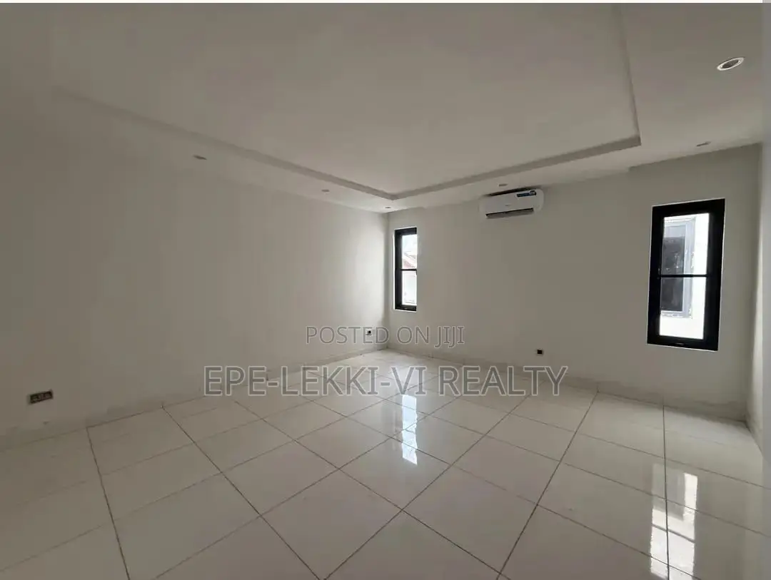 5bdrm Townhouse/Terrace in Ikoyi for sale