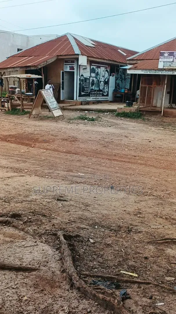 Land Facing Main Road at Jenrinyin Kute After Akala Estate Akobo