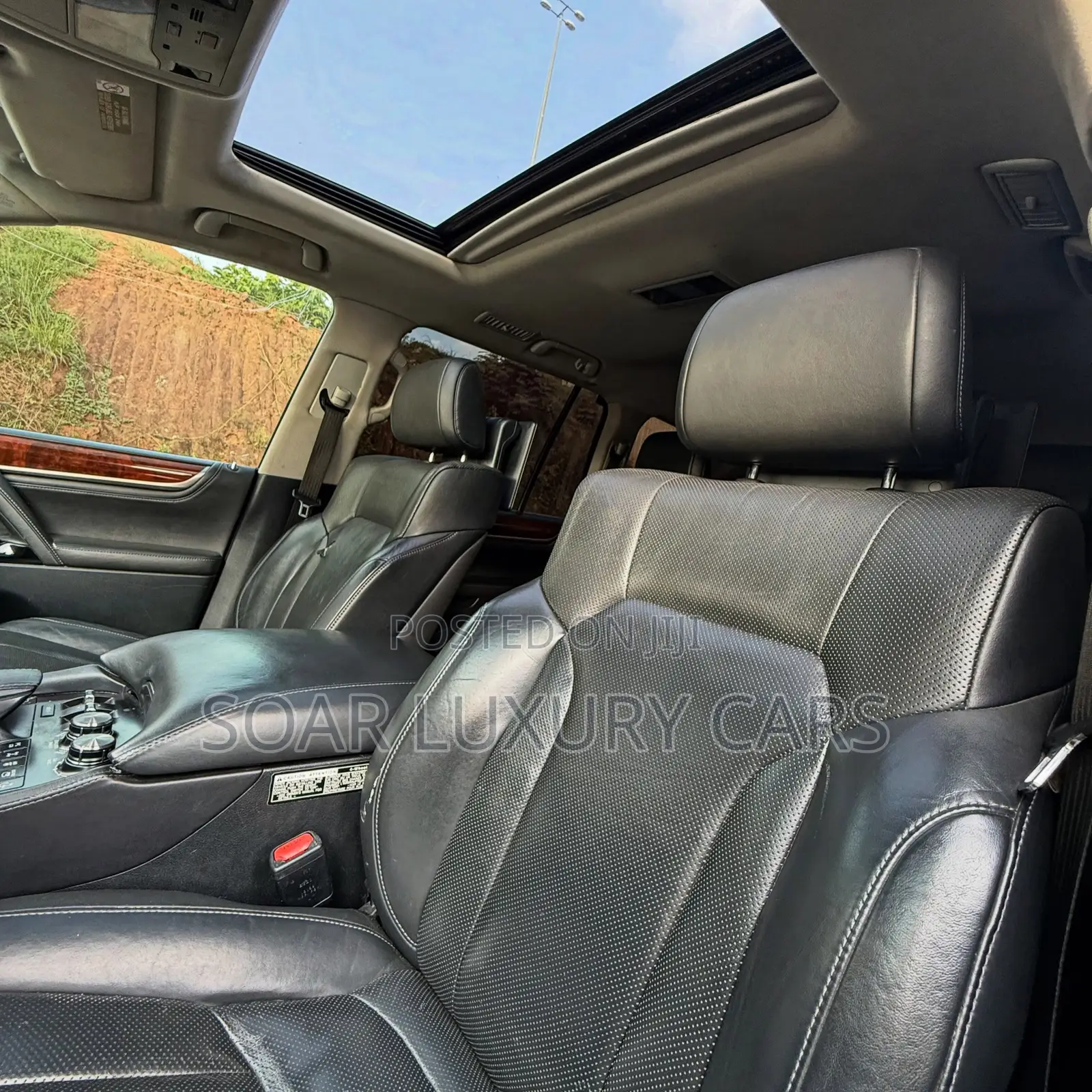 Lexus LX 570 AWD 2016 Black