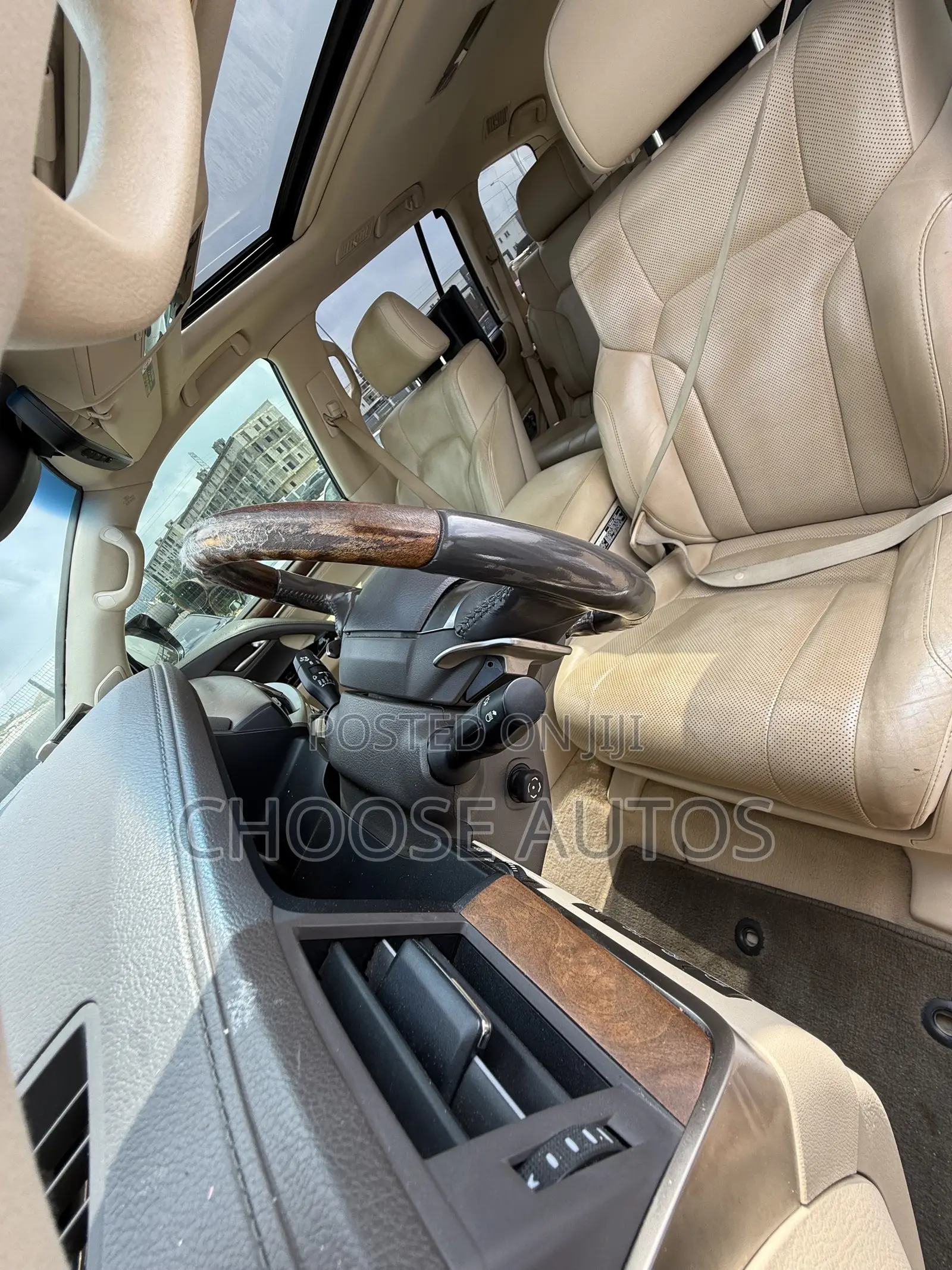 Lexus LX 570 AWD 2019 Gold