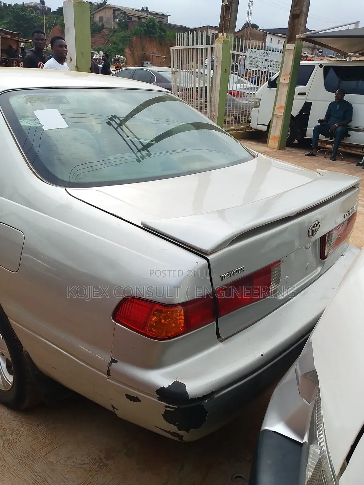 Toyota Camry XLE 4dr Sedan (2.4L 4cyl 4A) 2002 Silver