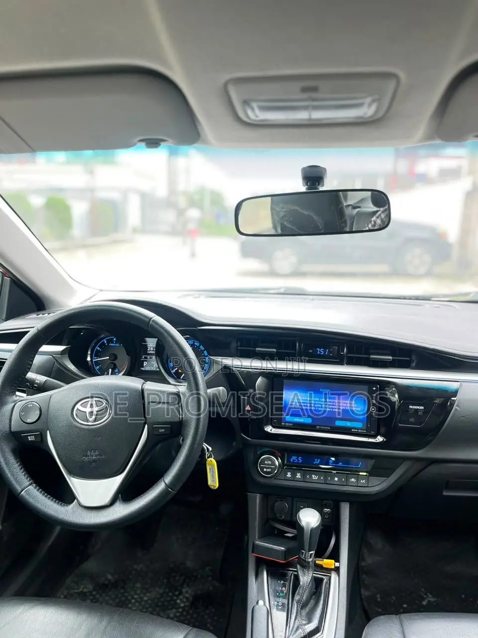 Toyota Corolla 2016 Red