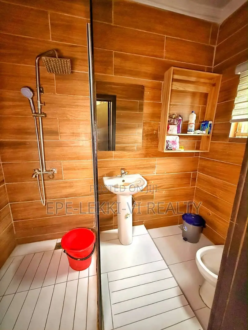 Furnished Mini Flat in Lekki Phase 1 for rent