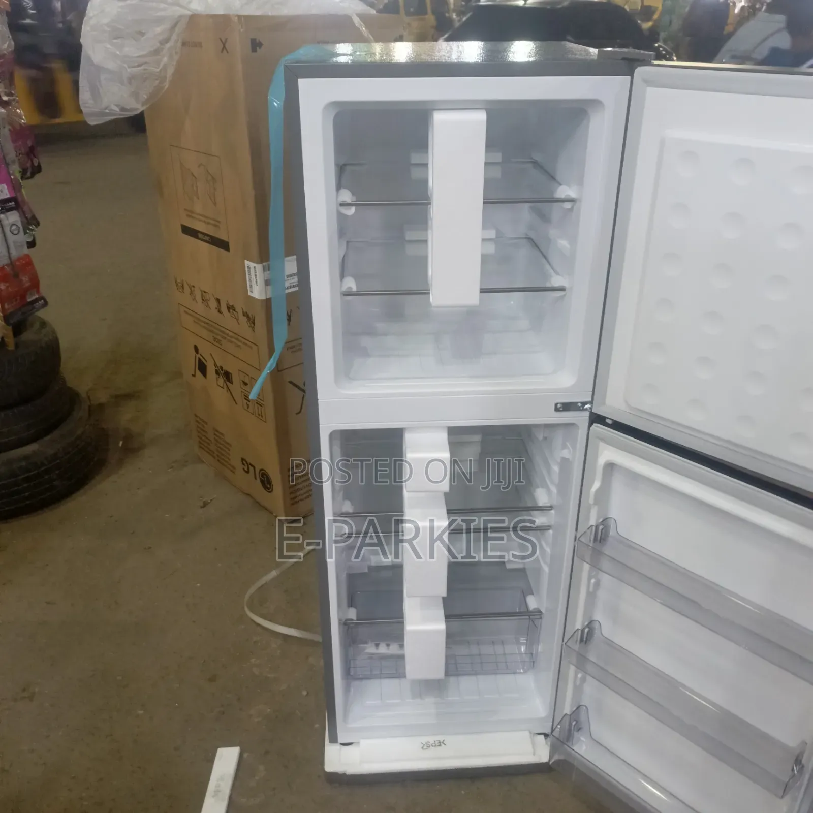 LG Refrigerator Half and Half 200litre
