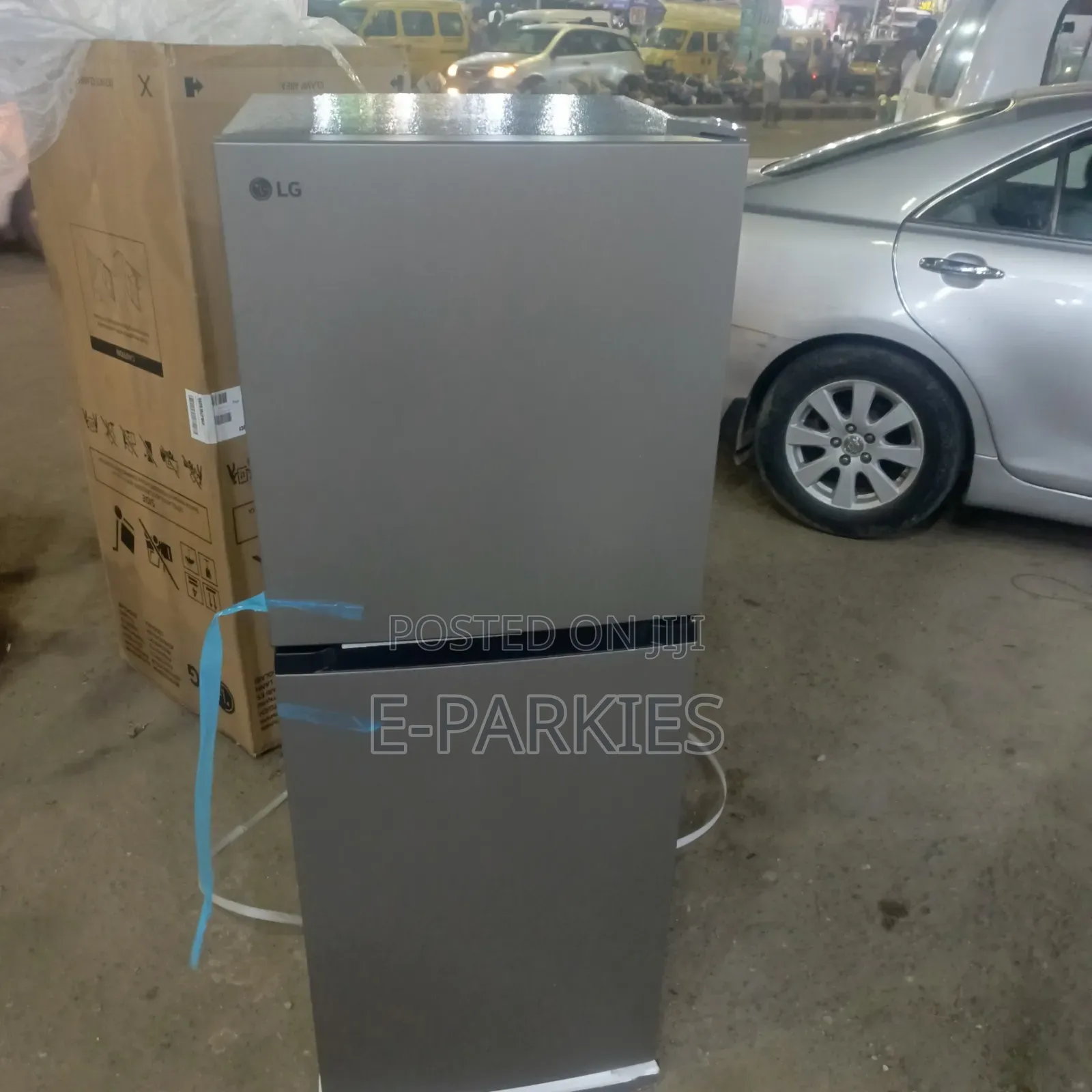LG Refrigerator Half and Half 200litre