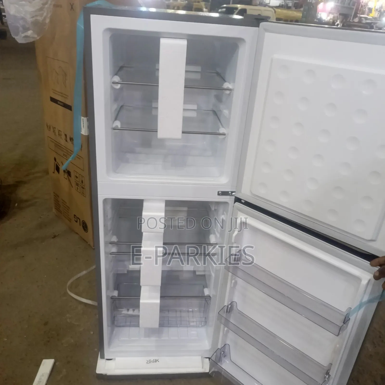 LG Refrigerator Half and Half 200litre
