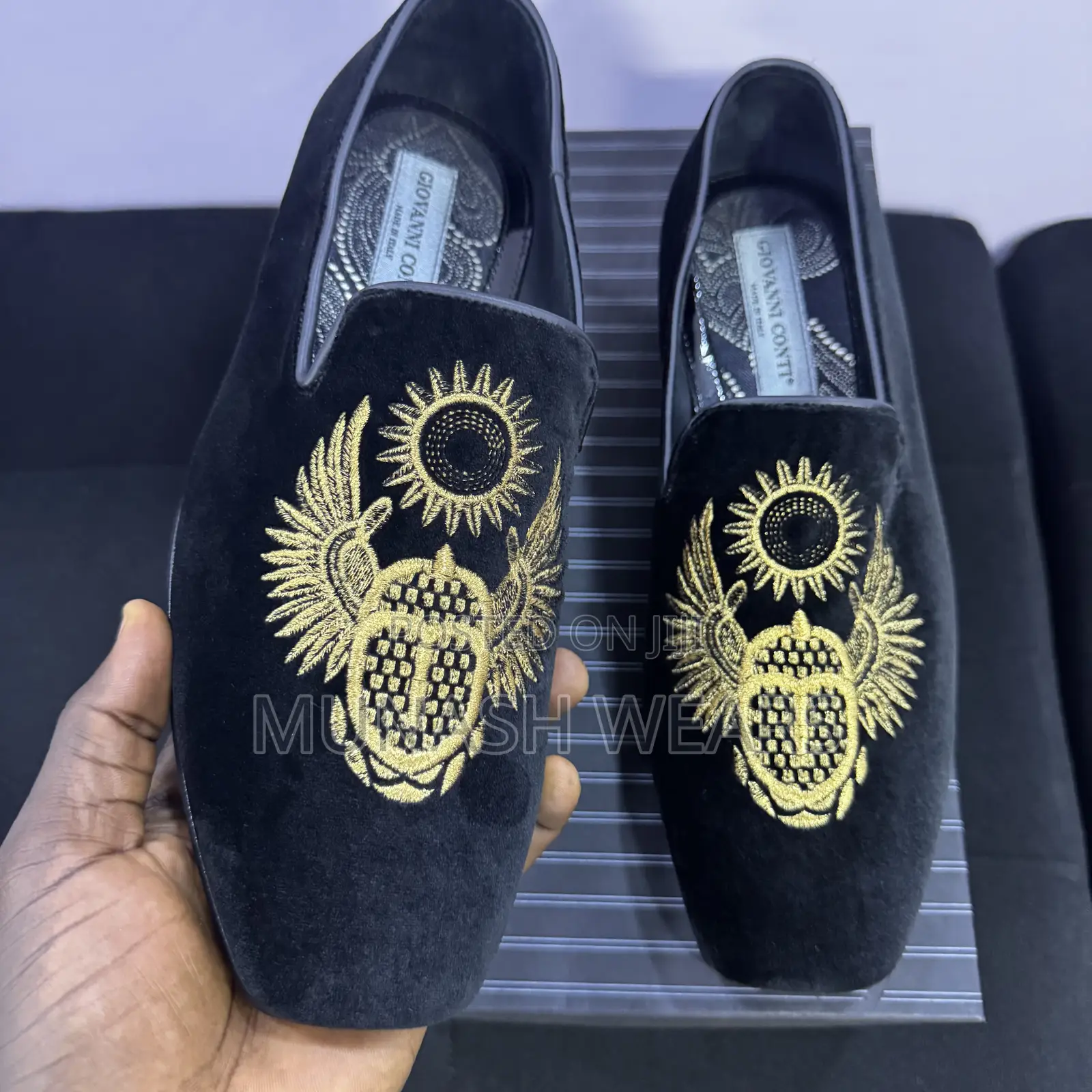 Italian Giovani Conti Black Gold Crested Shoe 40-46