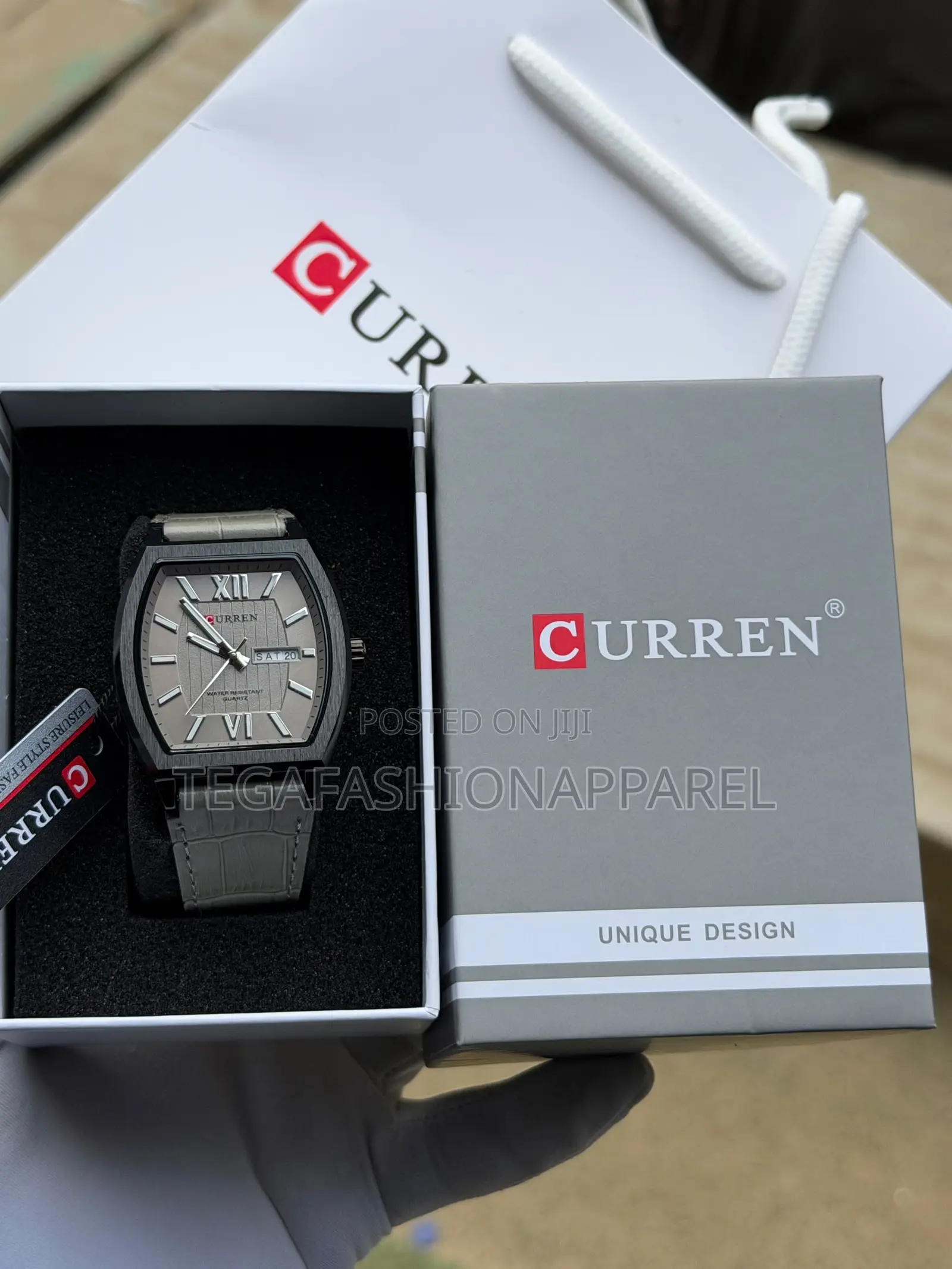 Curren Day / Date Genuine Leather Strap Watch
