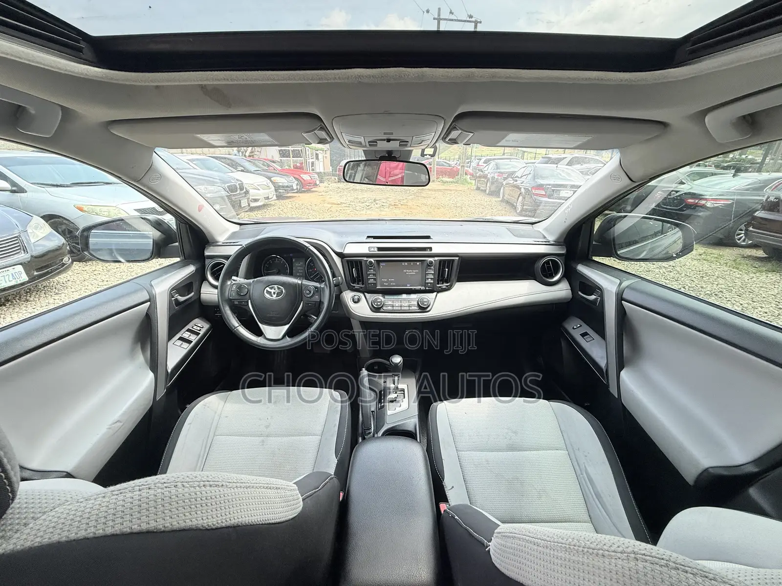 Toyota RAV4 XLE AWD (2.5L 4cyl 6A) 2016 Gray